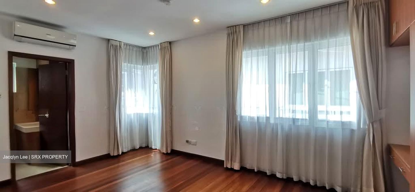 Branksome Road (D15), Detached #577209861